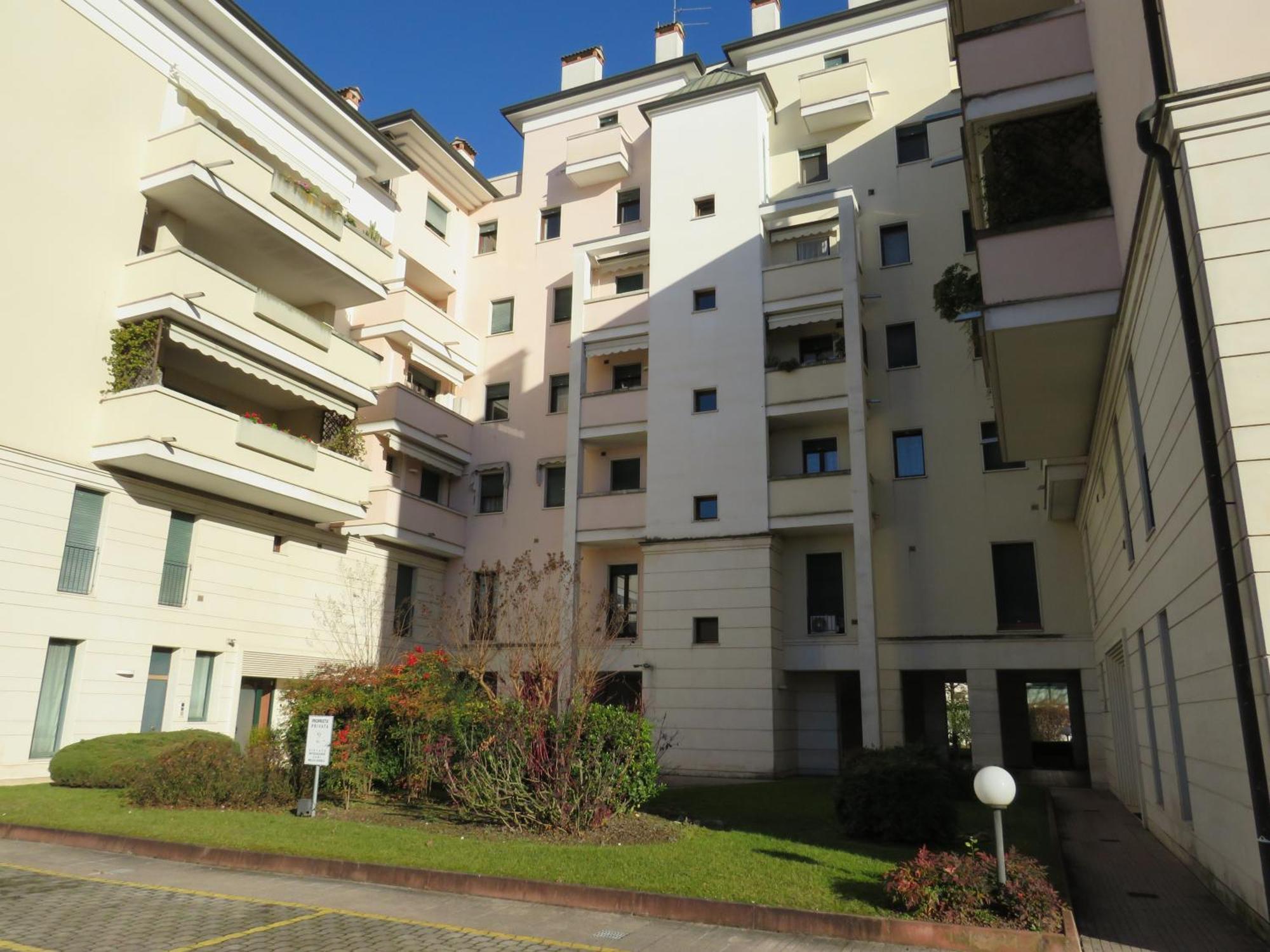 Palladium Cozy Suite Close To Downtown And Exibition Center Vicenza Exterior foto